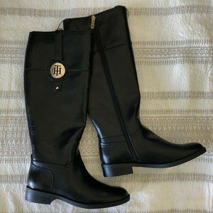 Tommy Hilfiger Tall Black Zip Boots Women's Size 6
